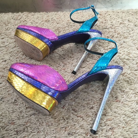 SOLDBrian Atwood Fontenay Snakeskin Holographic 10 - Picture 6 of 7